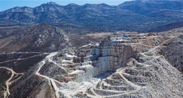 Marble to Marvel: Naxos’s Crystalline